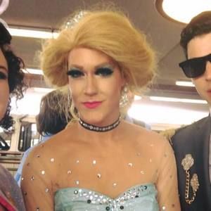 Meet your Posher, Candee